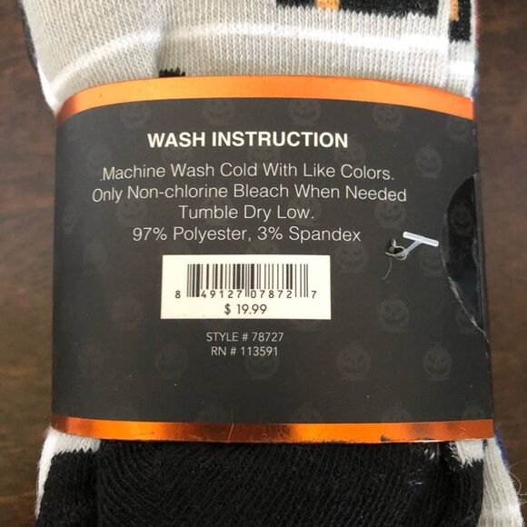 Halloween Witch Pumpkin 3-pr Adult Fun Socks - Picture 4 of 4